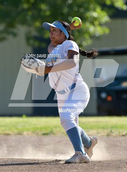 Thumbnail 1 in Del Oro @ Center photogallery.