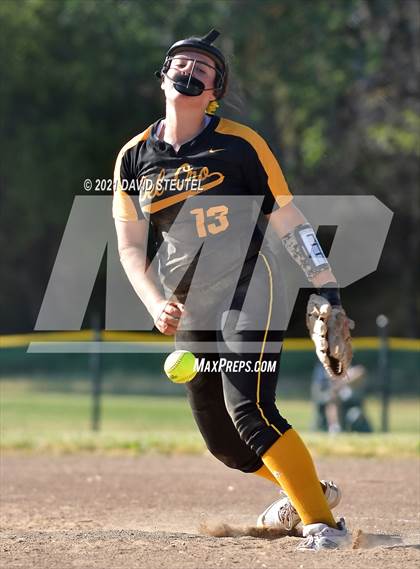 Thumbnail 1 in Del Oro @ Center photogallery.