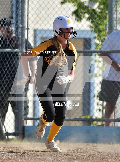 Thumbnail 2 in Del Oro @ Center photogallery.