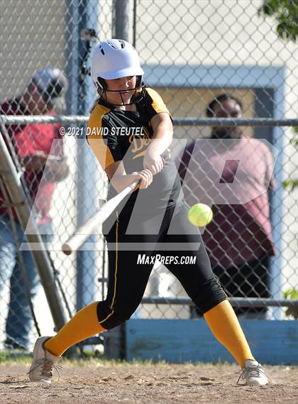 Thumbnail 1 in Del Oro @ Center photogallery.
