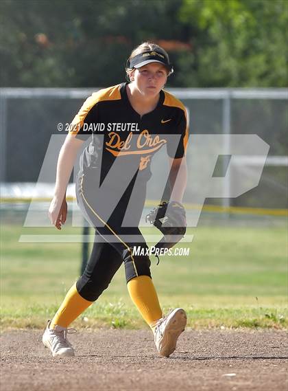 Thumbnail 3 in Del Oro @ Center photogallery.