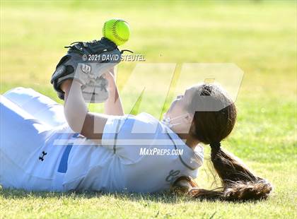 Thumbnail 1 in Del Oro @ Center photogallery.