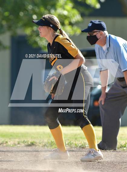 Thumbnail 3 in Del Oro @ Center photogallery.
