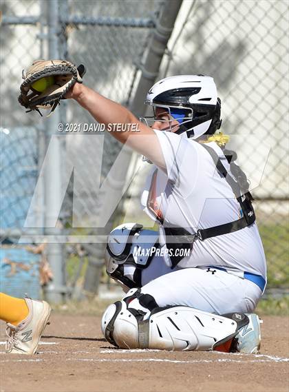 Thumbnail 1 in Del Oro @ Center photogallery.