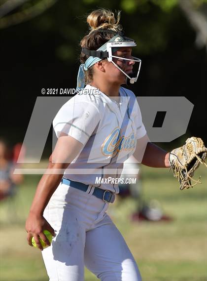 Thumbnail 2 in Del Oro @ Center photogallery.