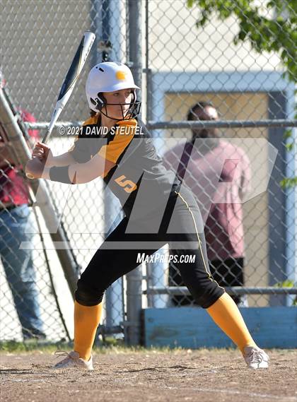 Thumbnail 2 in Del Oro @ Center photogallery.