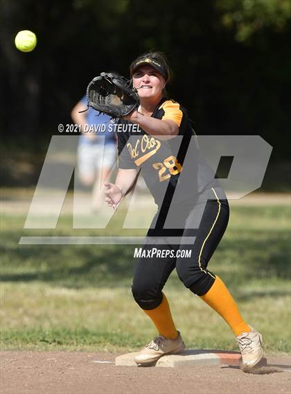 Thumbnail 2 in Del Oro @ Center photogallery.