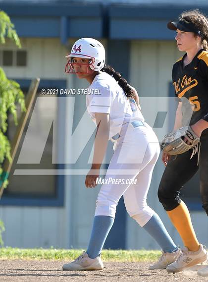 Thumbnail 3 in Del Oro @ Center photogallery.