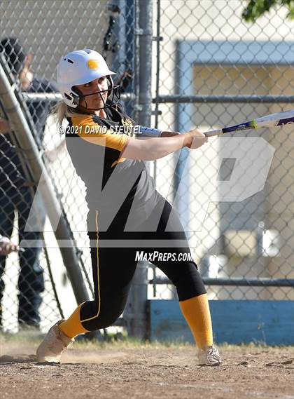 Thumbnail 2 in Del Oro @ Center photogallery.