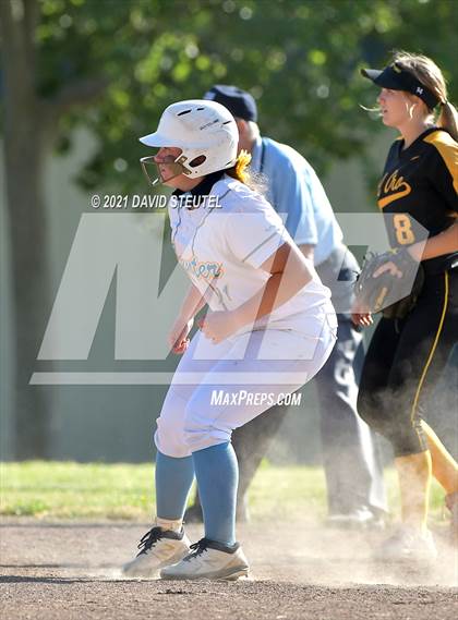 Thumbnail 1 in Del Oro @ Center photogallery.