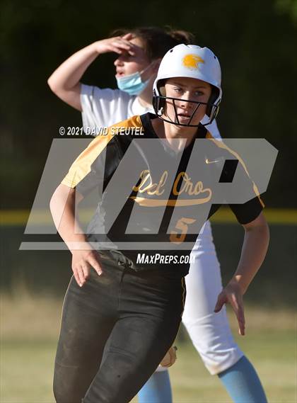 Thumbnail 2 in Del Oro @ Center photogallery.