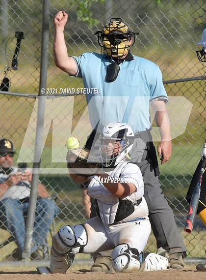 Thumbnail 3 in Del Oro @ Center photogallery.