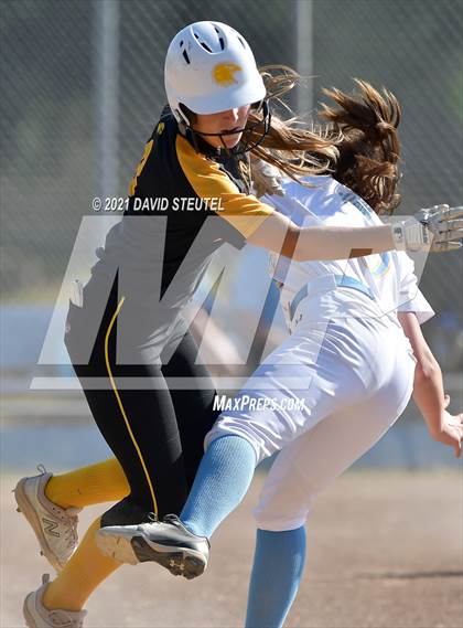 Thumbnail 2 in Del Oro @ Center photogallery.