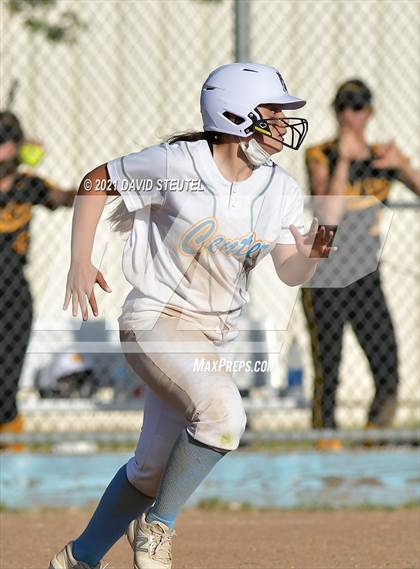 Thumbnail 1 in Del Oro @ Center photogallery.