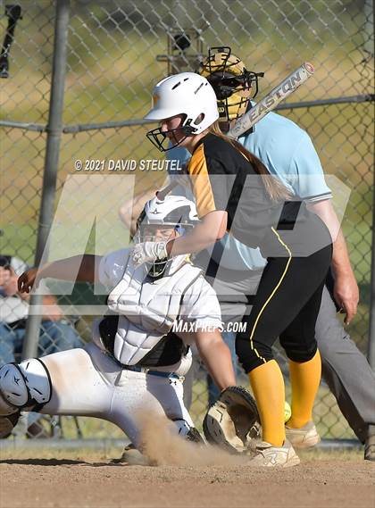 Thumbnail 2 in Del Oro @ Center photogallery.
