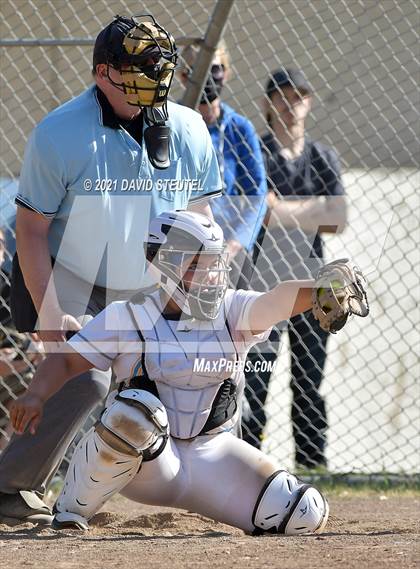 Thumbnail 3 in Del Oro @ Center photogallery.
