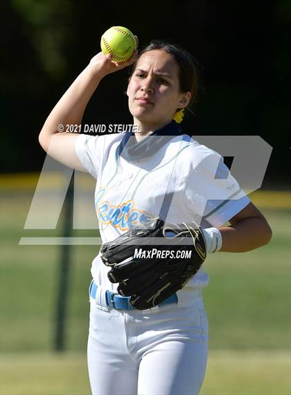 Thumbnail 2 in Del Oro @ Center photogallery.