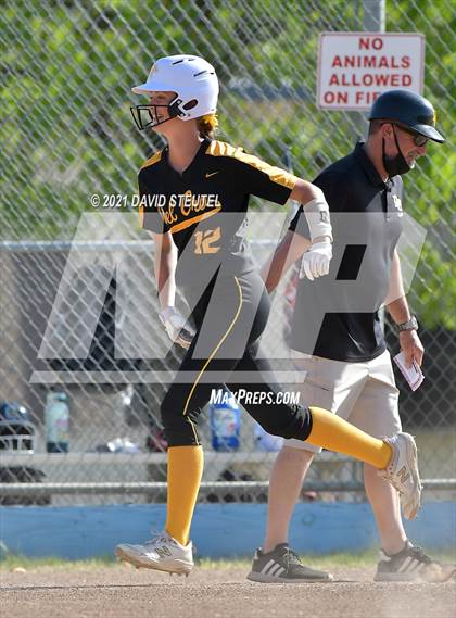 Thumbnail 1 in Del Oro @ Center photogallery.