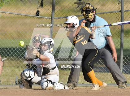 Thumbnail 1 in Del Oro @ Center photogallery.