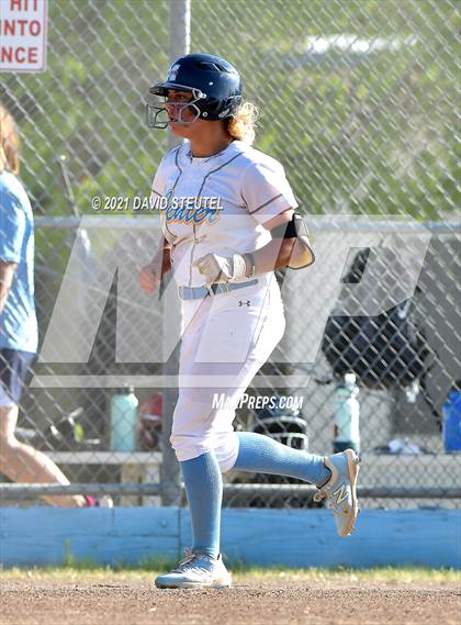 Thumbnail 1 in Del Oro @ Center photogallery.