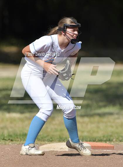 Thumbnail 2 in Del Oro @ Center photogallery.