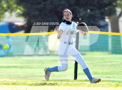 Thumbnail 2 in Del Oro @ Center photogallery.