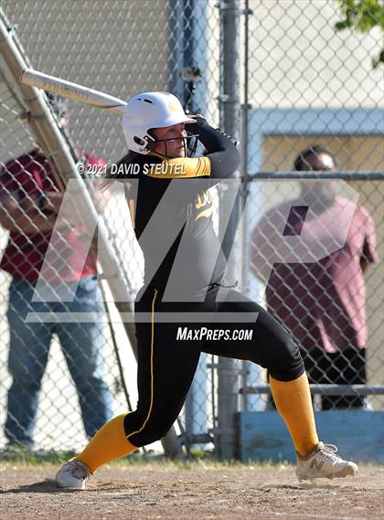 Thumbnail 1 in Del Oro @ Center photogallery.