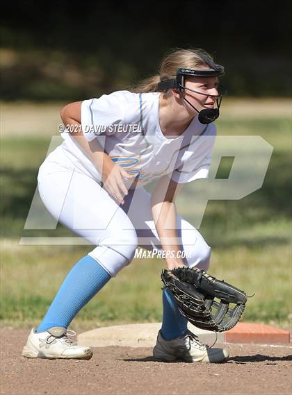 Thumbnail 3 in Del Oro @ Center photogallery.