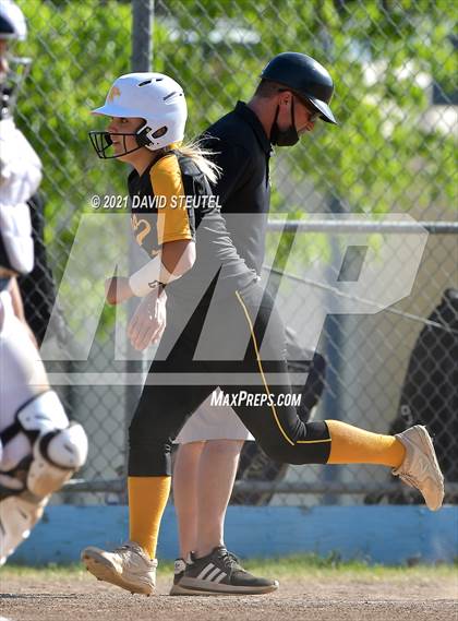 Thumbnail 1 in Del Oro @ Center photogallery.