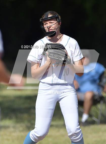 Thumbnail 3 in Del Oro @ Center photogallery.