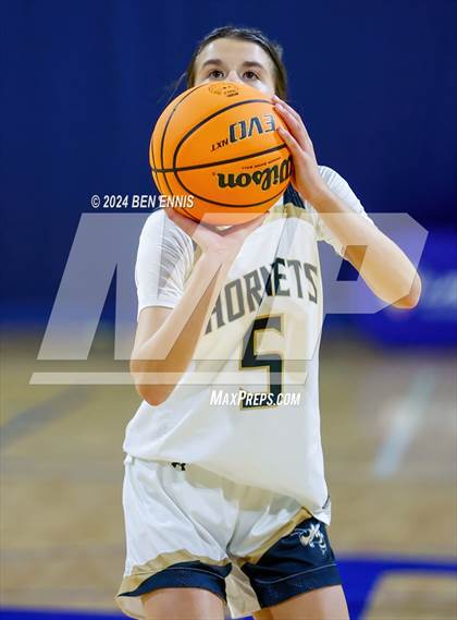 Thumbnail 2 in Bishop Moore vs. West Forsyth (She Got Game Classic) photogallery.