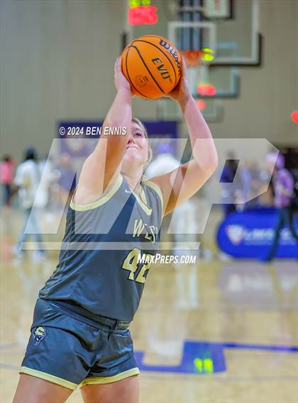 Thumbnail 3 in Bishop Moore vs. West Forsyth (She Got Game Classic) photogallery.