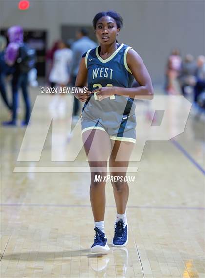 Thumbnail 1 in Bishop Moore vs. West Forsyth (She Got Game Classic) photogallery.