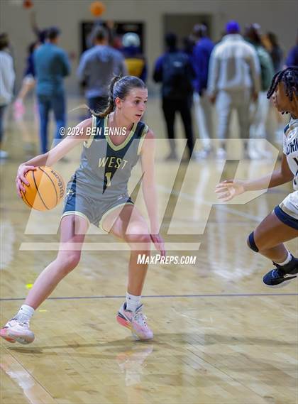 Thumbnail 1 in Bishop Moore vs. West Forsyth (She Got Game Classic) photogallery.