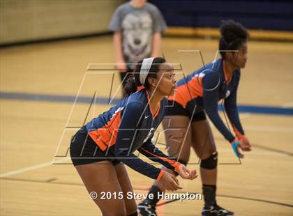 Thumbnail 2 in North Springs vs. Sprayberry (GHSA Region Playoff) photogallery.