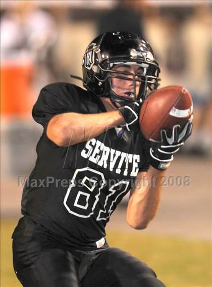 Thumbnail 2 in Servite vs. Mater Dei (Nike 5 Days 2 Friday) photogallery.