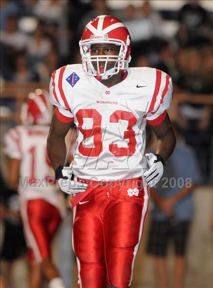 Thumbnail 2 in Servite vs. Mater Dei (Nike 5 Days 2 Friday) photogallery.