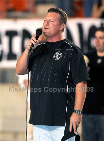 Thumbnail 3 in Servite vs. Mater Dei (Nike 5 Days 2 Friday) photogallery.