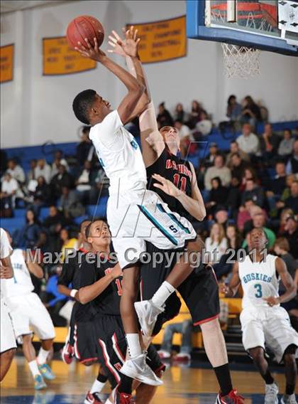 Thumbnail 3 in Sheldon vs. Westchester (National Prep Classic) photogallery.