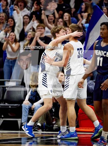 Thumbnail 3 in Venice vs Pleasant Valley (CIF State D3 Final) photogallery.
