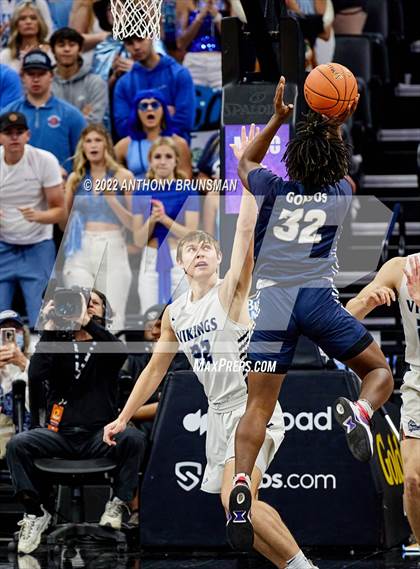 Thumbnail 1 in Venice vs Pleasant Valley (CIF State D3 Final) photogallery.
