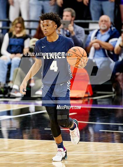 Thumbnail 1 in Venice vs Pleasant Valley (CIF State D3 Final) photogallery.