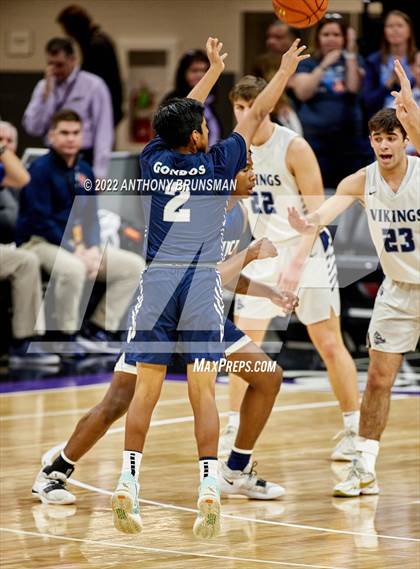 Thumbnail 1 in Venice vs Pleasant Valley (CIF State D3 Final) photogallery.