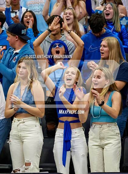 Thumbnail 2 in Venice vs Pleasant Valley (CIF State D3 Final) photogallery.