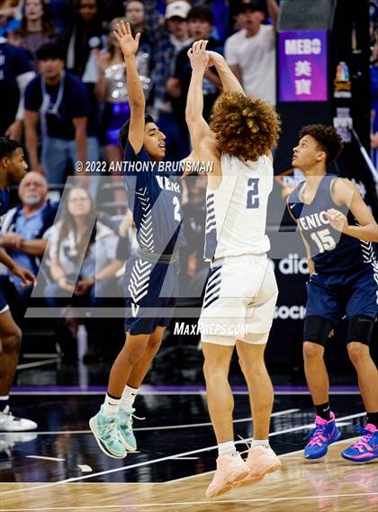 Thumbnail 3 in Venice vs Pleasant Valley (CIF State D3 Final) photogallery.