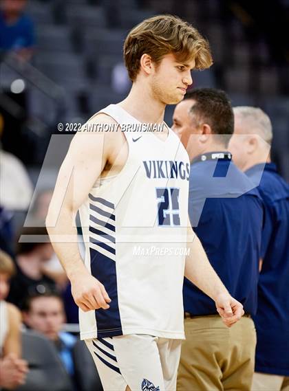 Thumbnail 3 in Venice vs Pleasant Valley (CIF State D3 Final) photogallery.