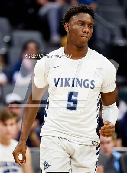 Thumbnail 2 in Venice vs Pleasant Valley (CIF State D3 Final) photogallery.