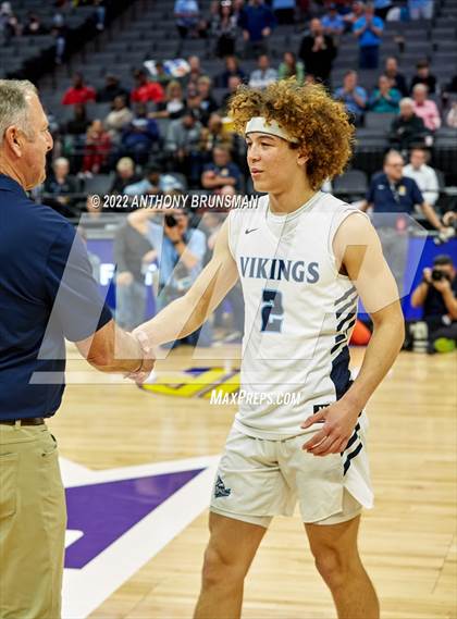 Thumbnail 2 in Venice vs Pleasant Valley (CIF State D3 Final) photogallery.