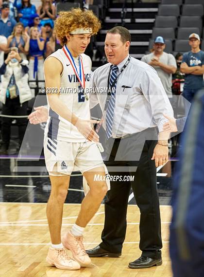 Thumbnail 3 in Venice vs Pleasant Valley (CIF State D3 Final) photogallery.
