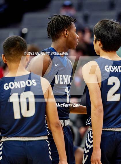Thumbnail 3 in Venice vs Pleasant Valley (CIF State D3 Final) photogallery.